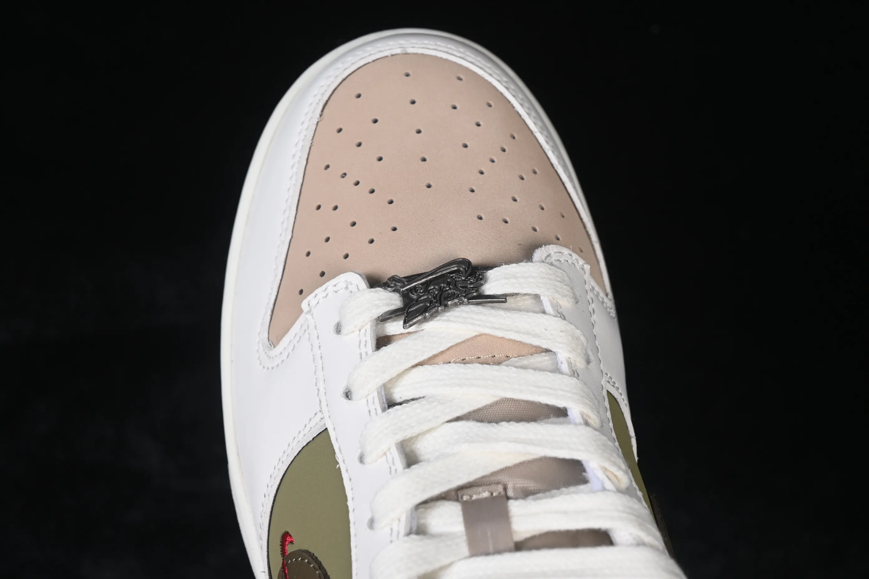 All categories Nk SB Dunk series Nk SB Dunk Low low-top sneakers Nike SB Dunk Low Year of the Horse limited low-top casual sneakers IQ1118-220